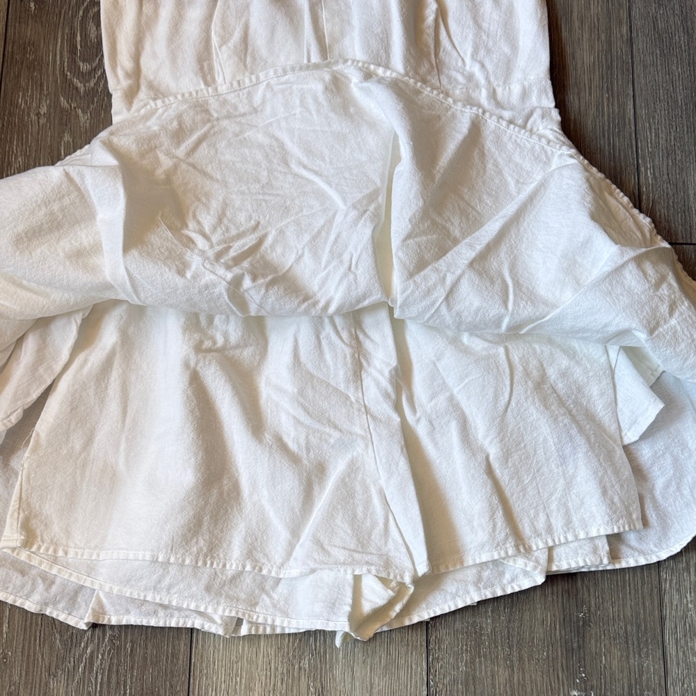 ASOS DESIGN Strappy Skort Romper in White - Picture 5 of 13